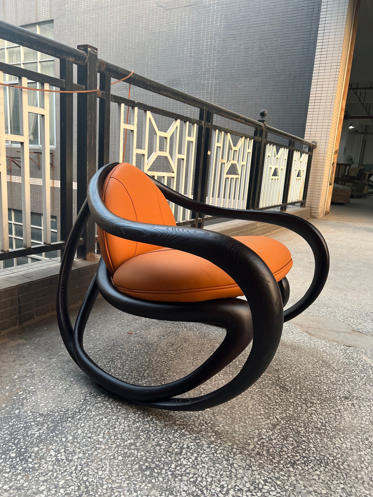 move rocking chair
